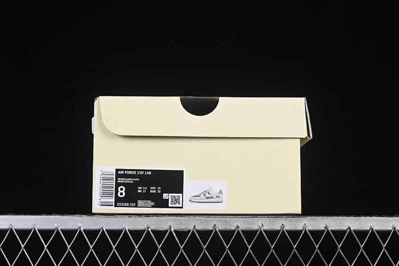 All categories Nk Air Force 1 Air Force series Nk Air Force 1 Low Air Force low top Nike Air Force 1'07 Low Supreme joint beige gray canvas Air Force 1 low top casual sneakers XX3168-210